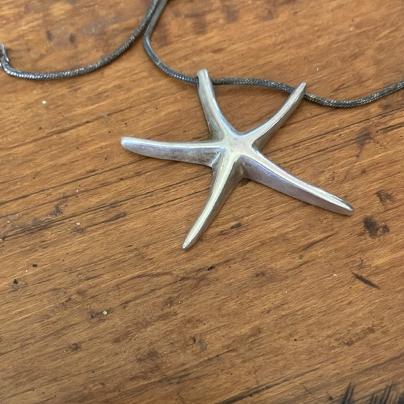 Authentic Tiffany oversized Starfish pendant large size.  pendant only. - Picture 3 of 6